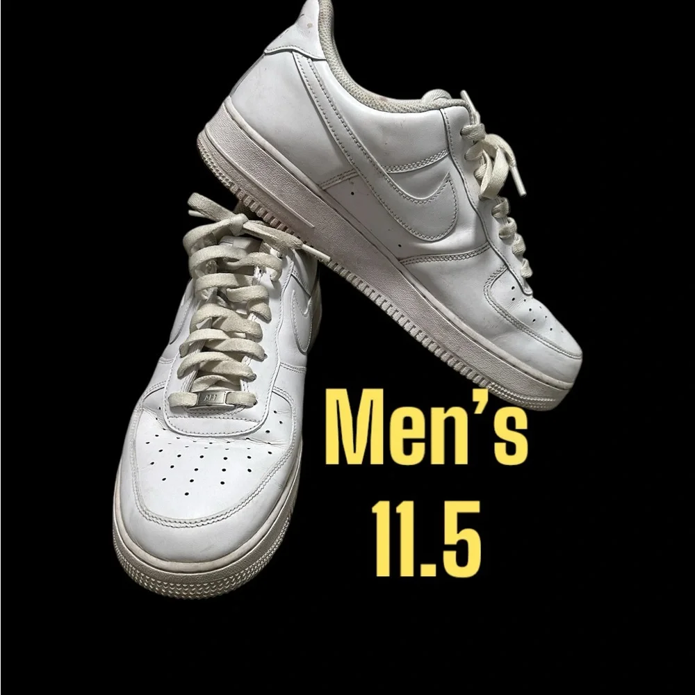 Men’s Nike Air Force AF1 Size 11.5 Swoosh Leather Shoe Sneaker Triple White
